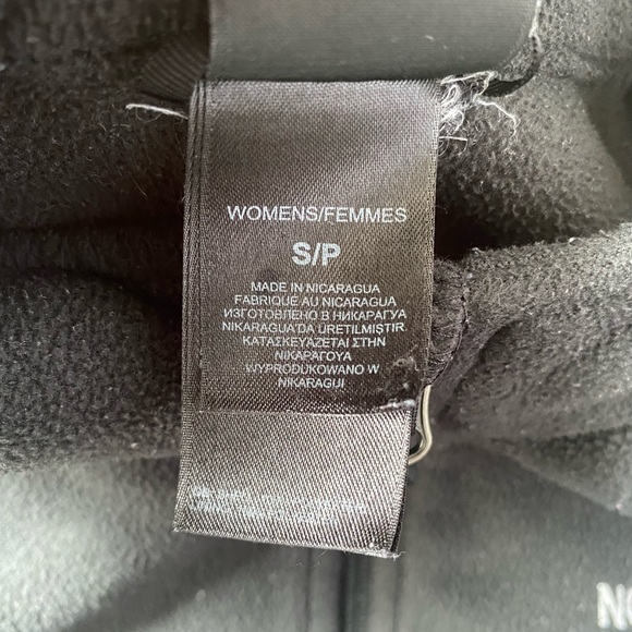 ⛔️Sold⛔️The North Face Black Full Zip Basic Casual Fleece Jacket Sz S - Picture 6 of 9